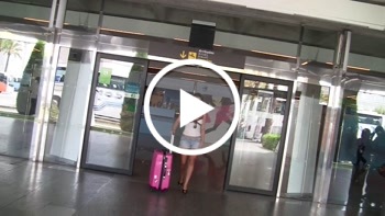 Aische-Pervers: Am Flughafen von Palma de Mallorca....