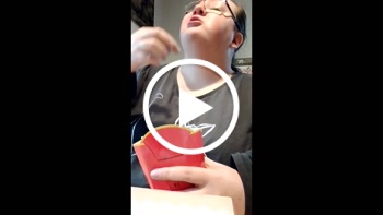 IzzySwing: ASMR Eating bbw Hausfrau