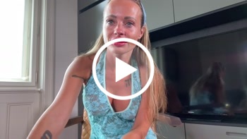 TattooNina: Ich in Blauer Spitze